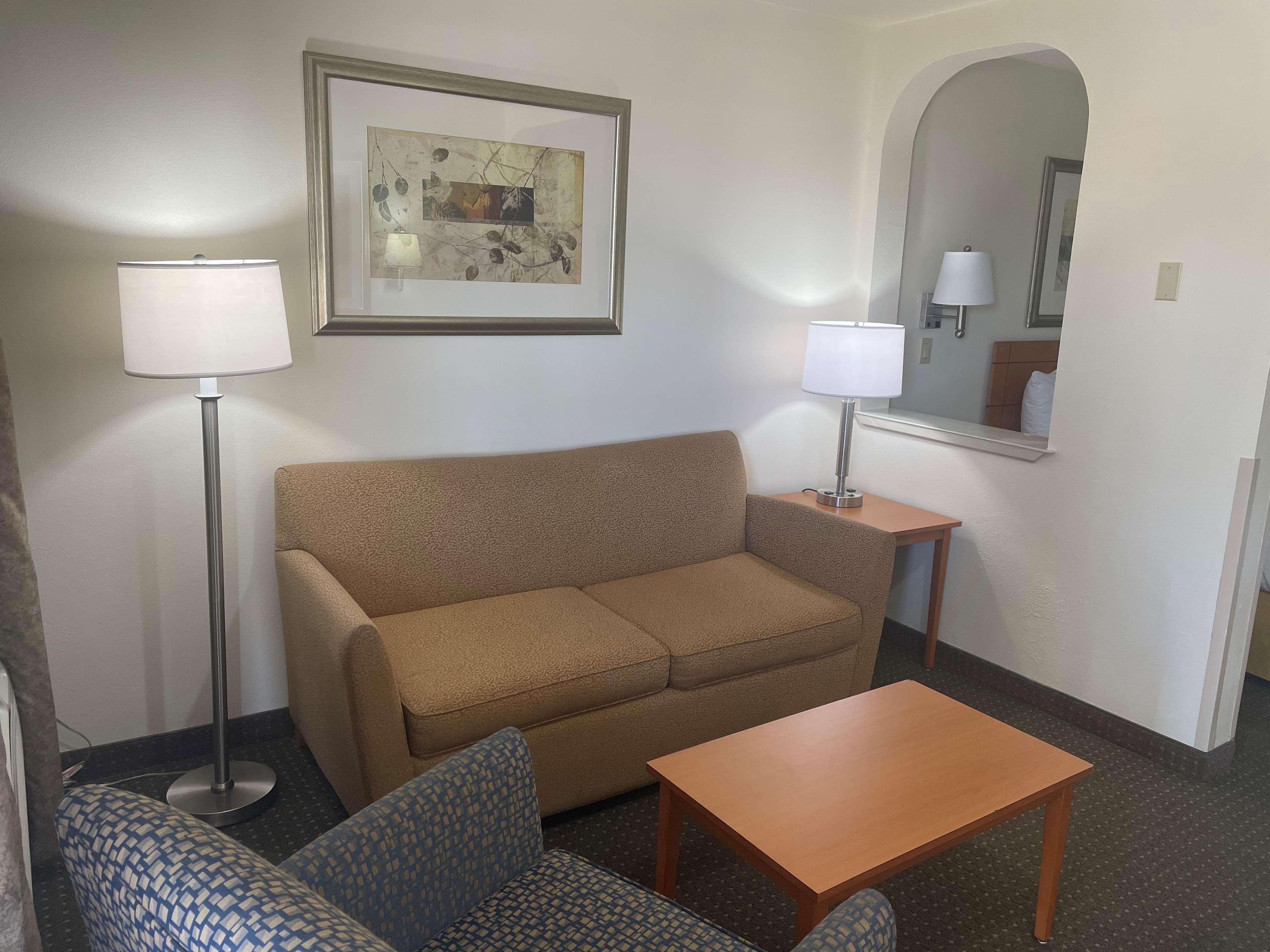 Best Western Socorro Hotel & Suites Екстериор снимка