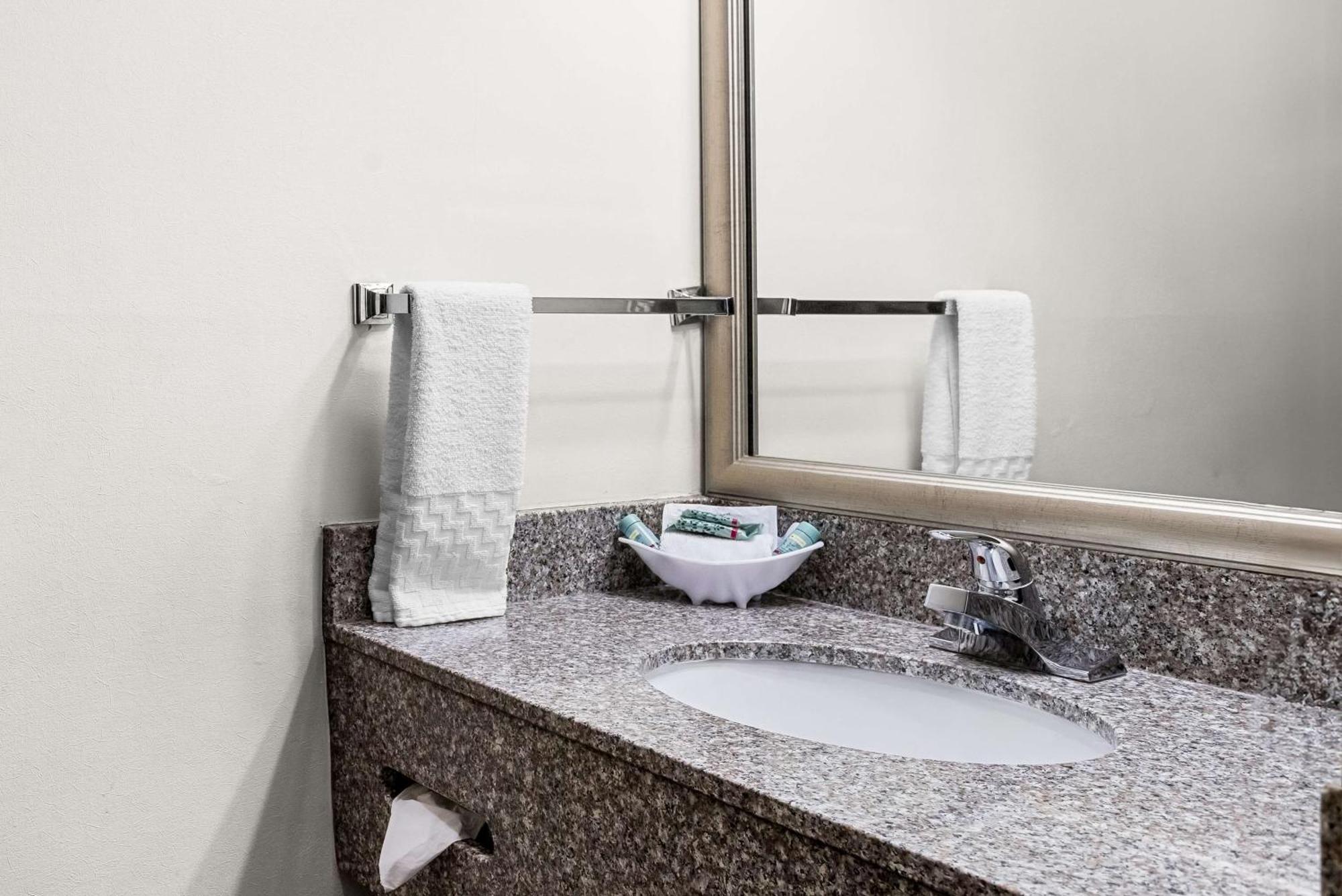 Best Western Socorro Hotel & Suites Екстериор снимка