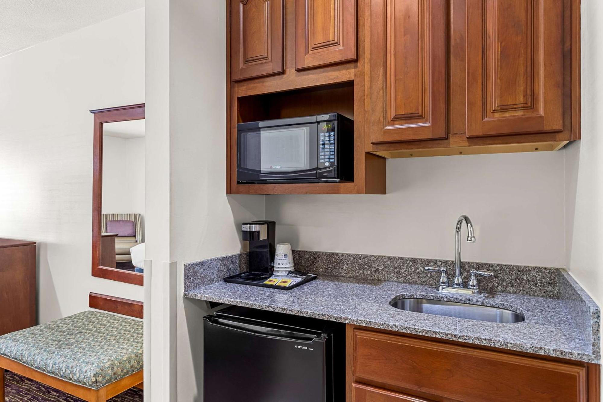 Best Western Socorro Hotel & Suites Екстериор снимка