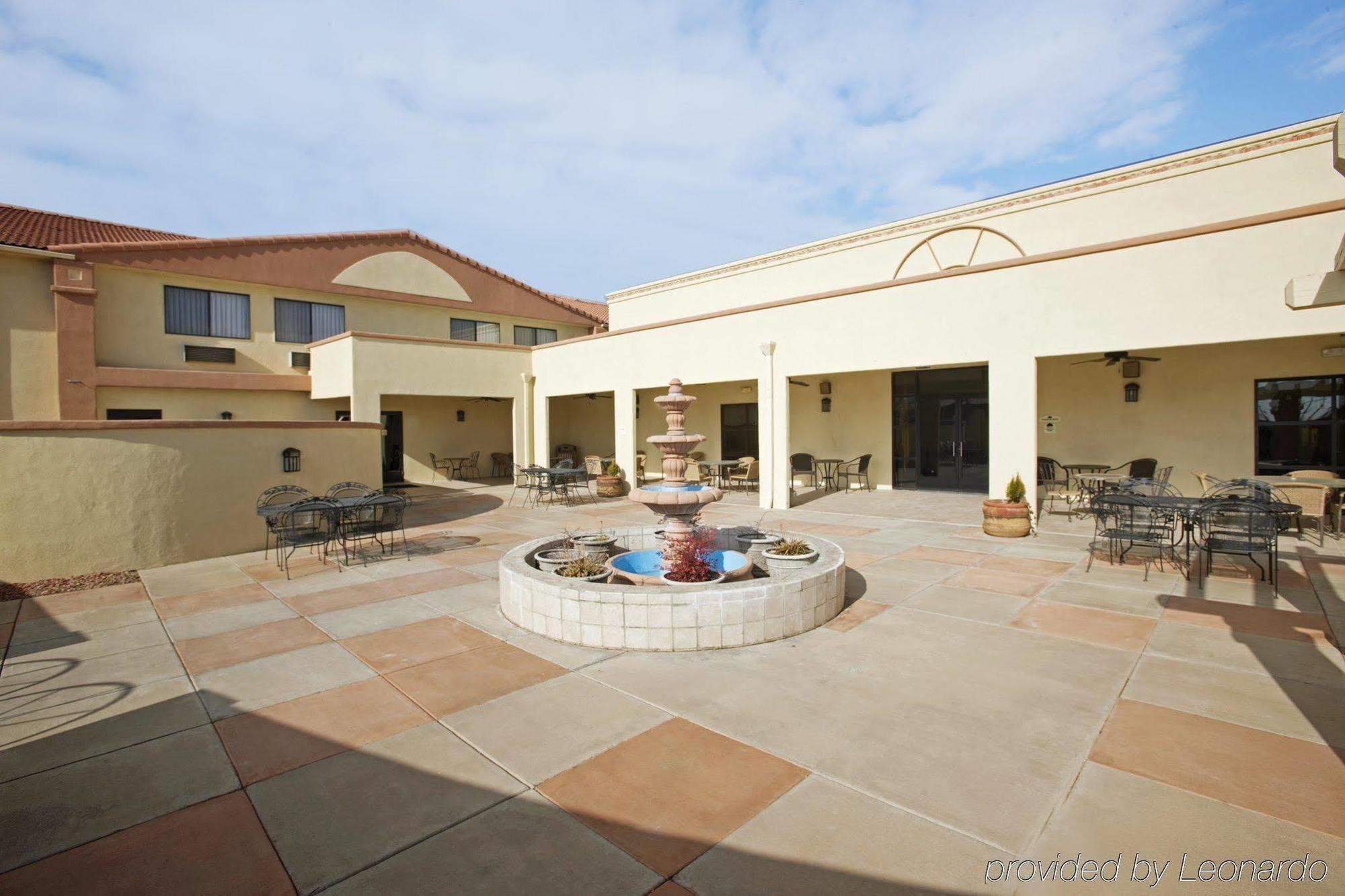Best Western Socorro Hotel & Suites Удобства снимка